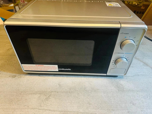 Cookworks 700w manual - 700w,